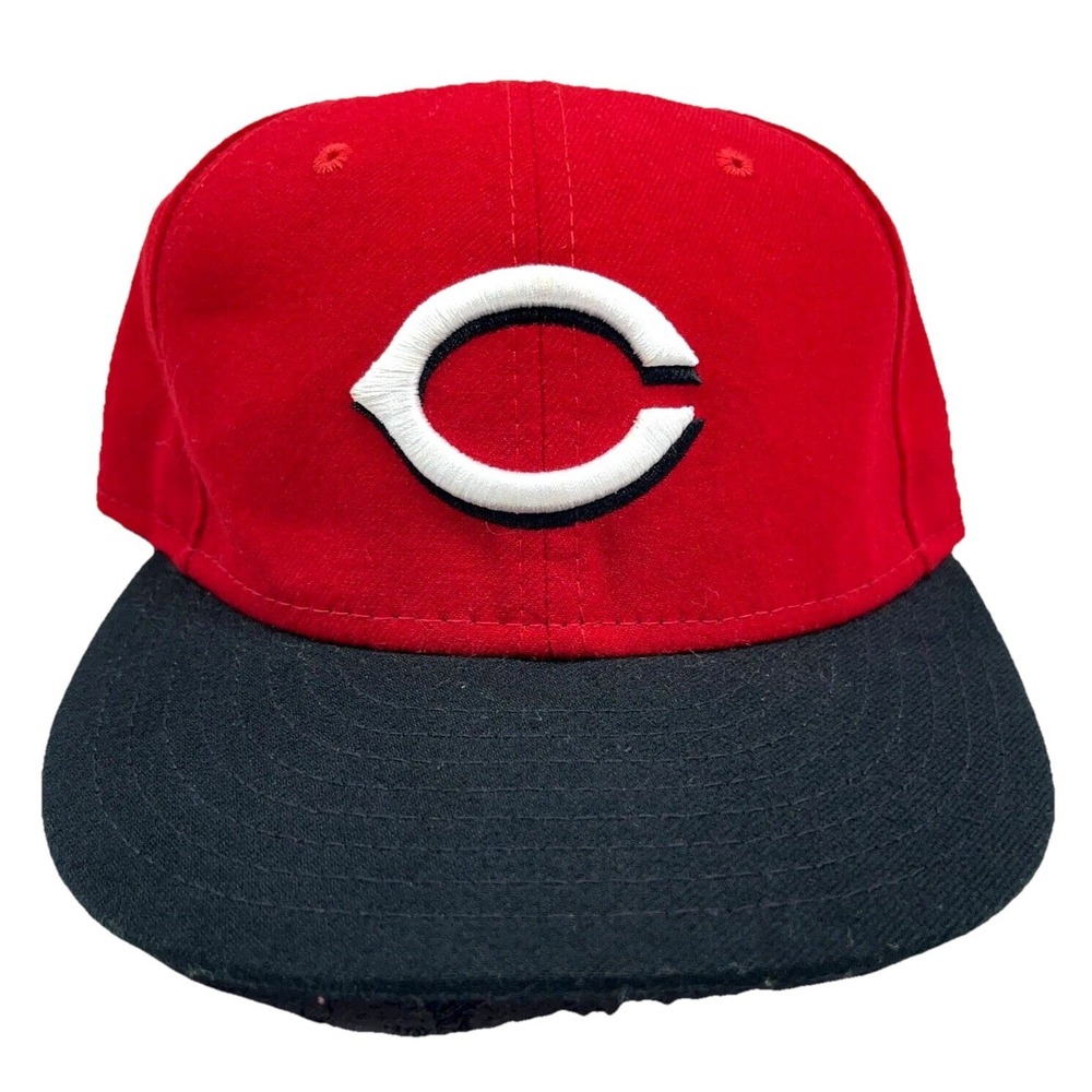 Cincinnati Reds Fitted Hat Cap Size 7 1/8 Red Black Plain Logo 59Fifty Flat‎ USA